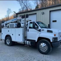 Service truck for repairs and maintenance